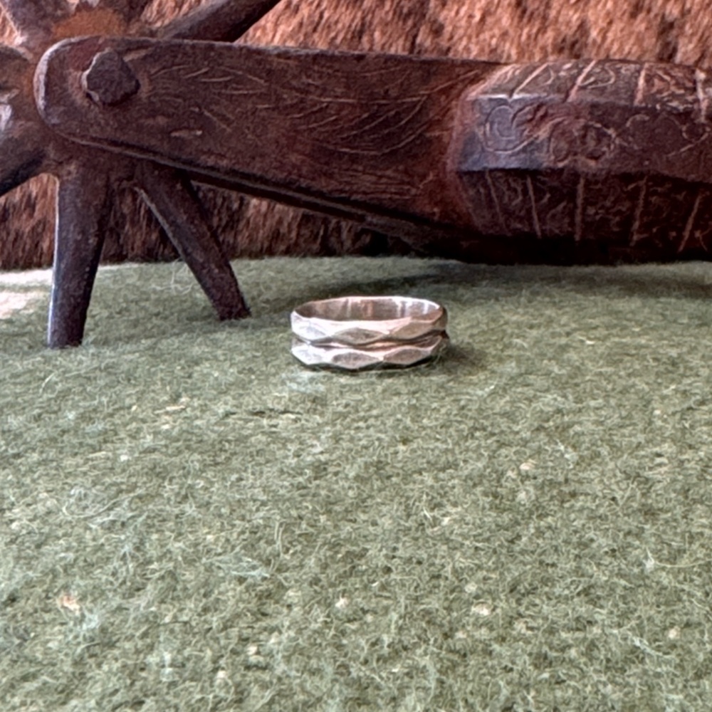 Silver Hammered Bands - Picture 2 of 6